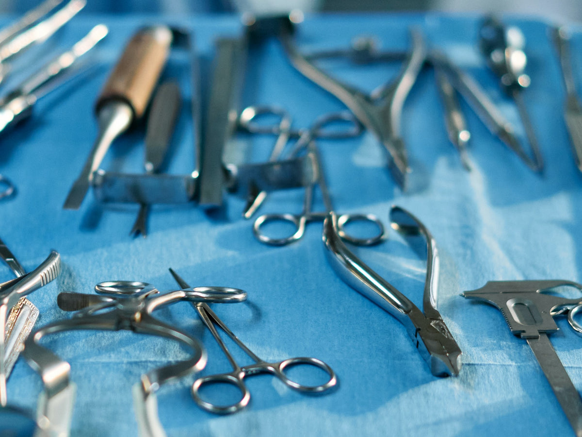 Rust prevention: Pickling and passivation of stainless steel surgical ...